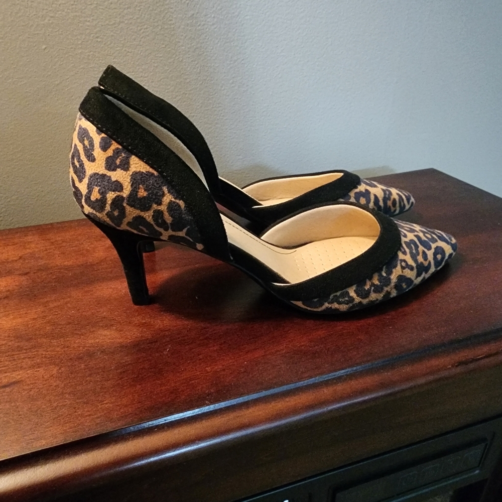 7W Life Stride Comfort Pumps